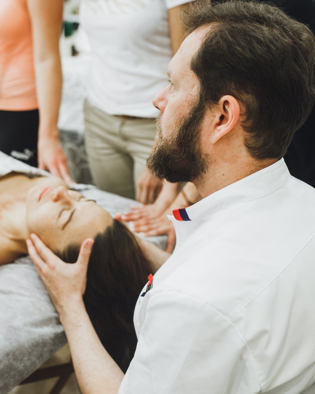 Yakov Gershkovich at work with a client